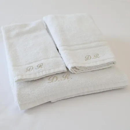 Dr Luxury Avola